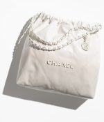CHANEL 22 HANDBAG